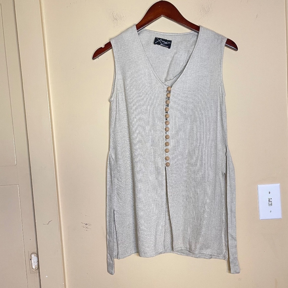 Light  Sleeveless Top